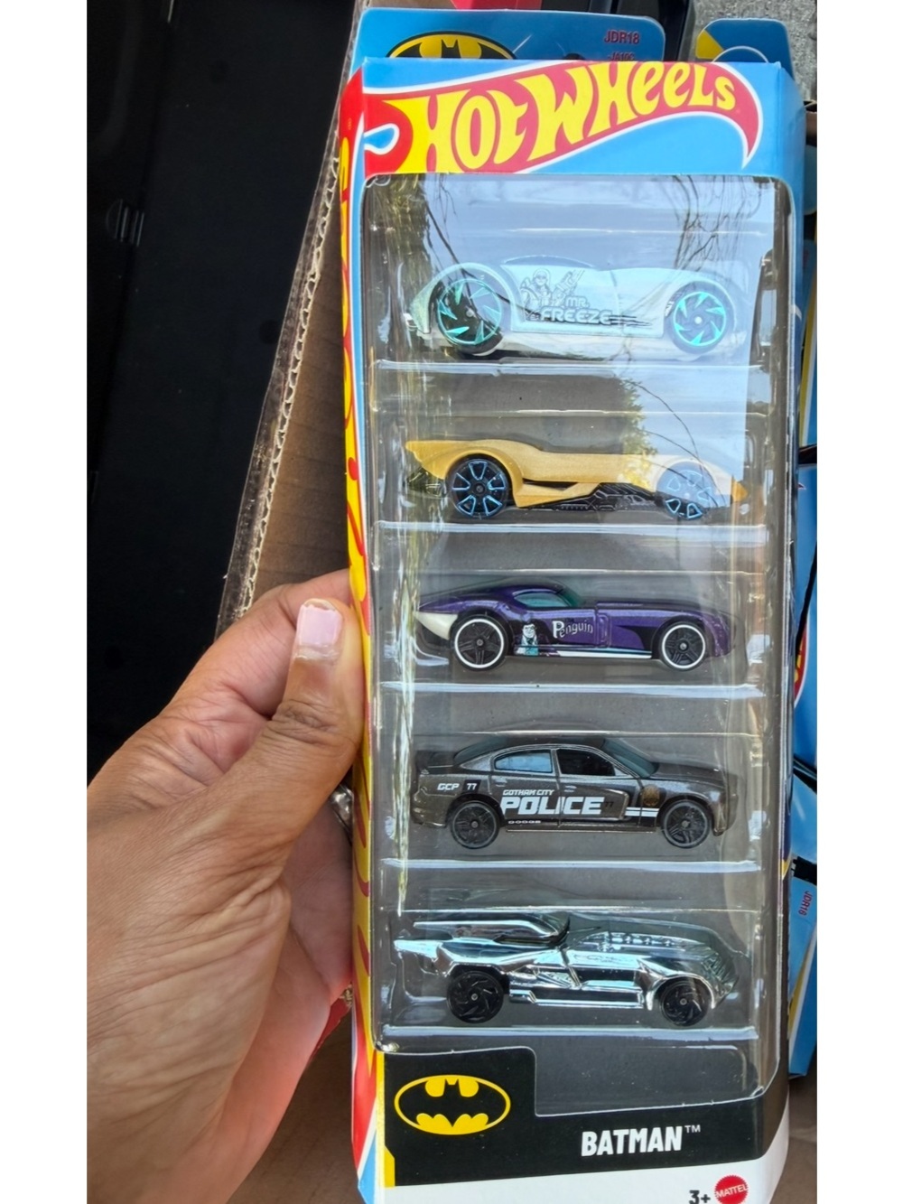 Limited item hard to find 2025 Hot Wheels Batman 5 Pack Chrome Batmobile DC